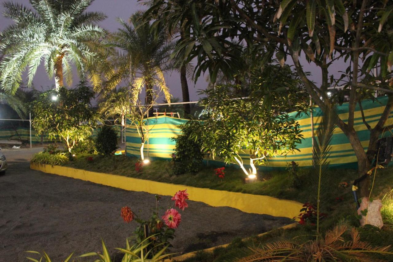 Hotel Silver Resort Daman Exteriör bild